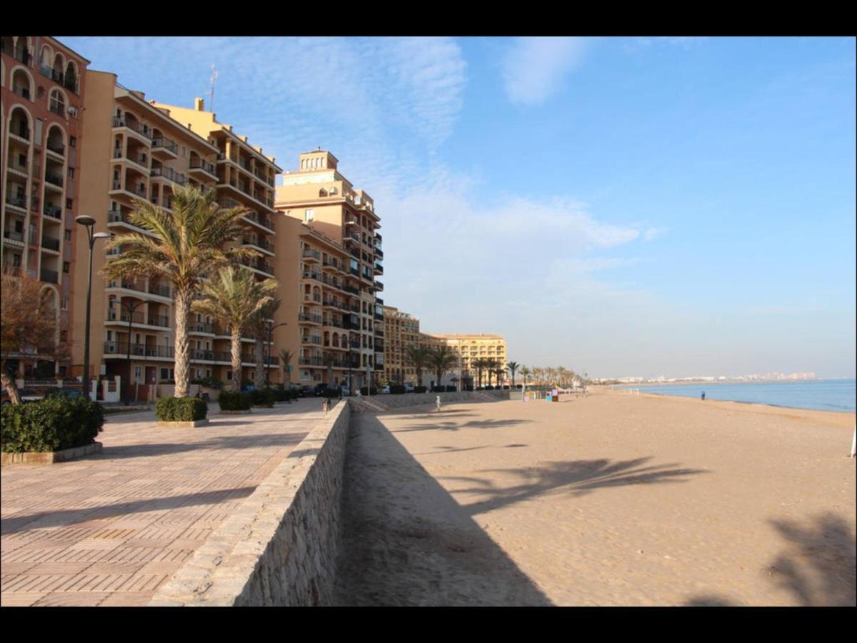Cozy Apartment On The Sea Port Saplaya Exterior photo